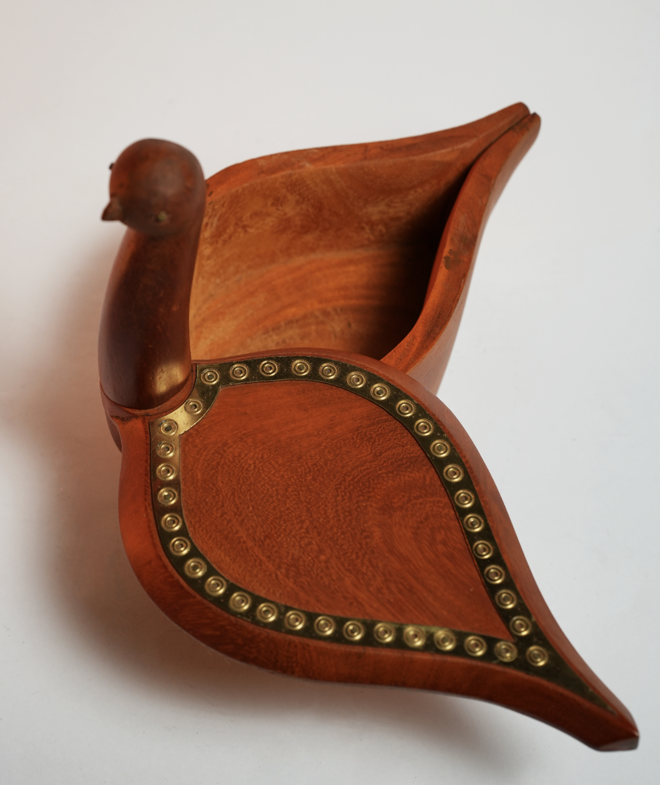 SWAN KUMKUM BOX