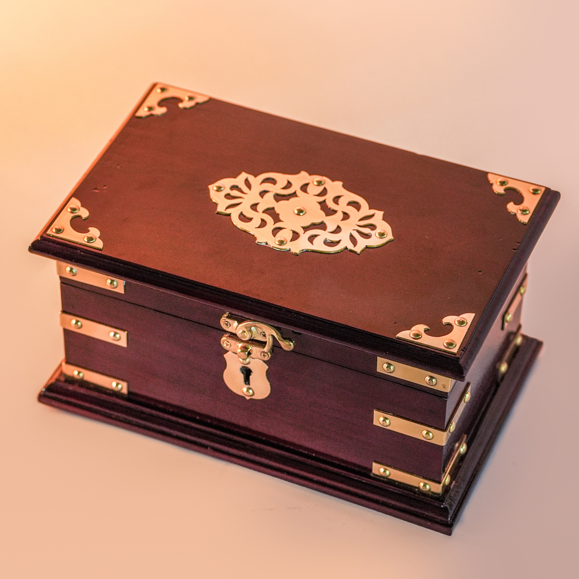 Abarana Petti – The Royal Jewel Keeper