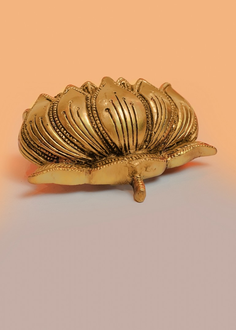 BRASS LOTUS LEAF PLATE